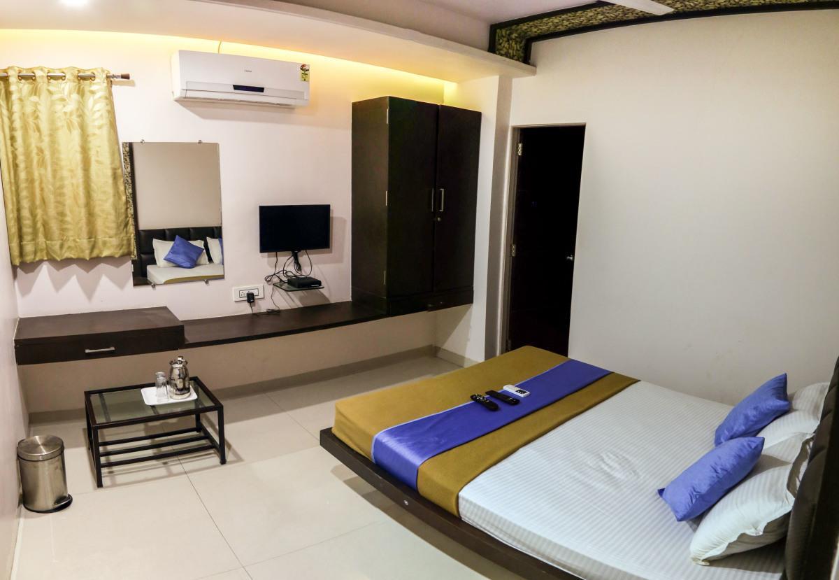 Hotel City Crown Kolhapur Exterior foto